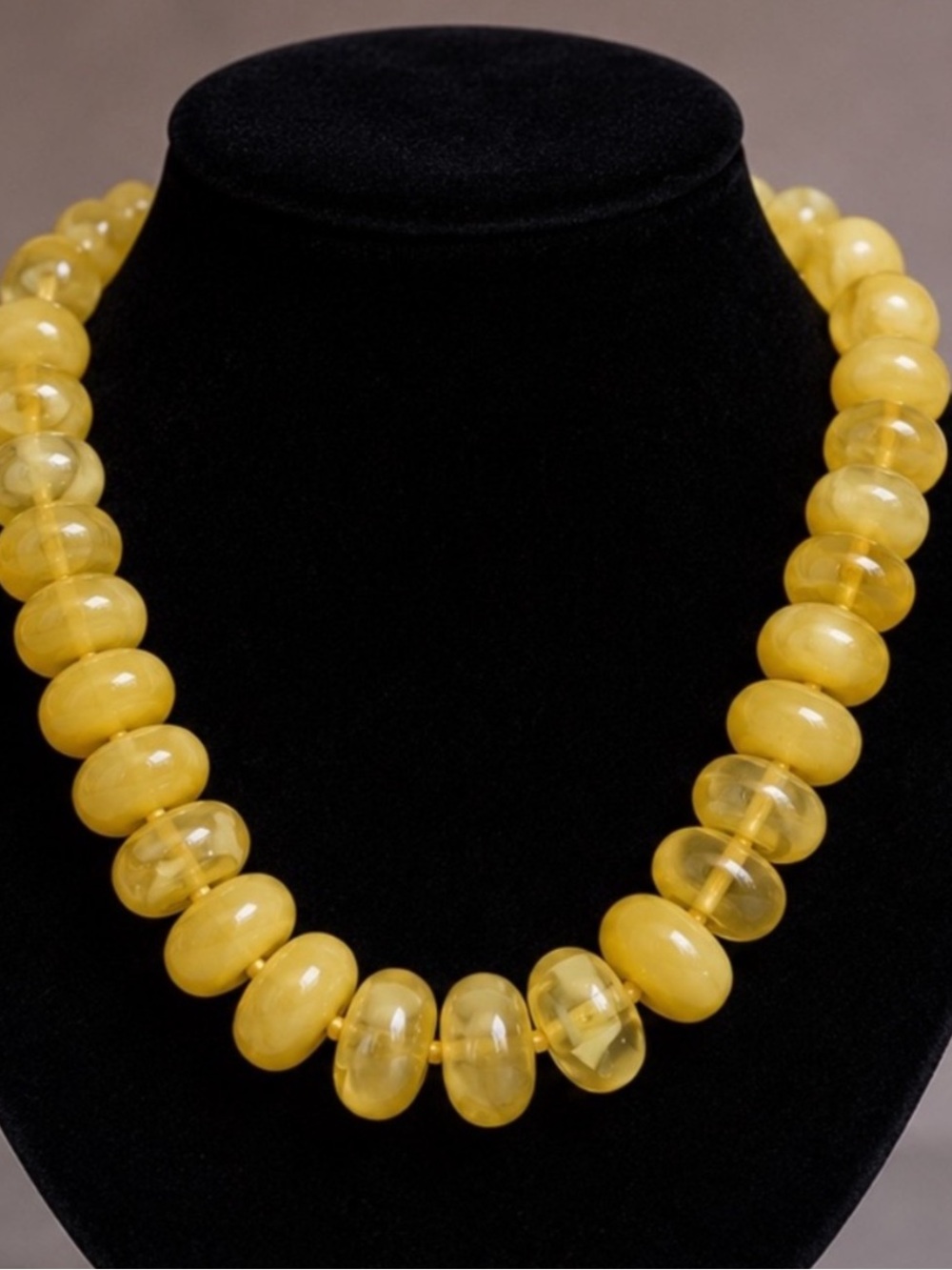 Mayamar Yellow Aventurine Large Oval Pebble necklace (NWT)
